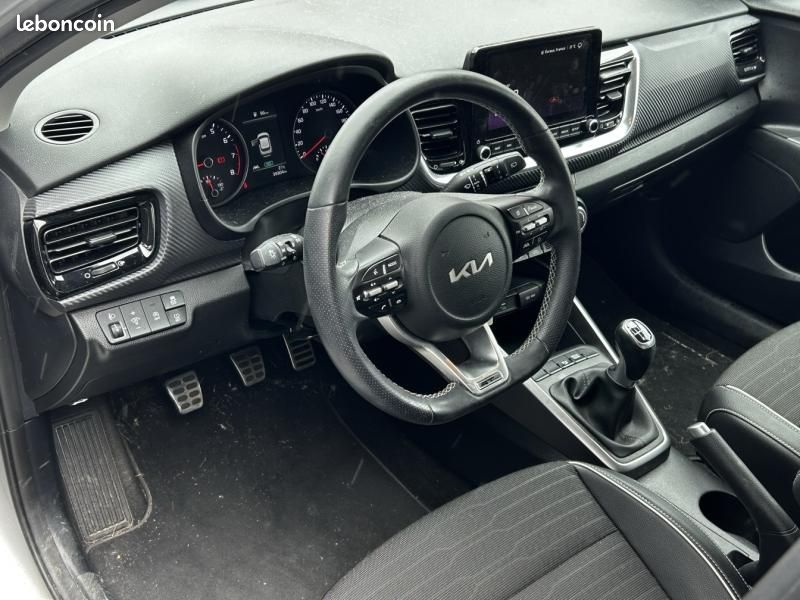 Kia Stonic 1.0 T-GDi 120ch MHEV GT Line (image 15)