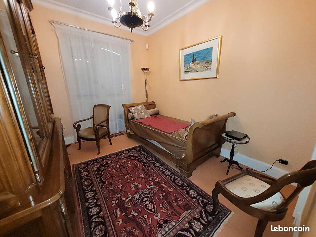 Maison 8 pièces 224 m² - Soyaux 16800 (image principale 8)