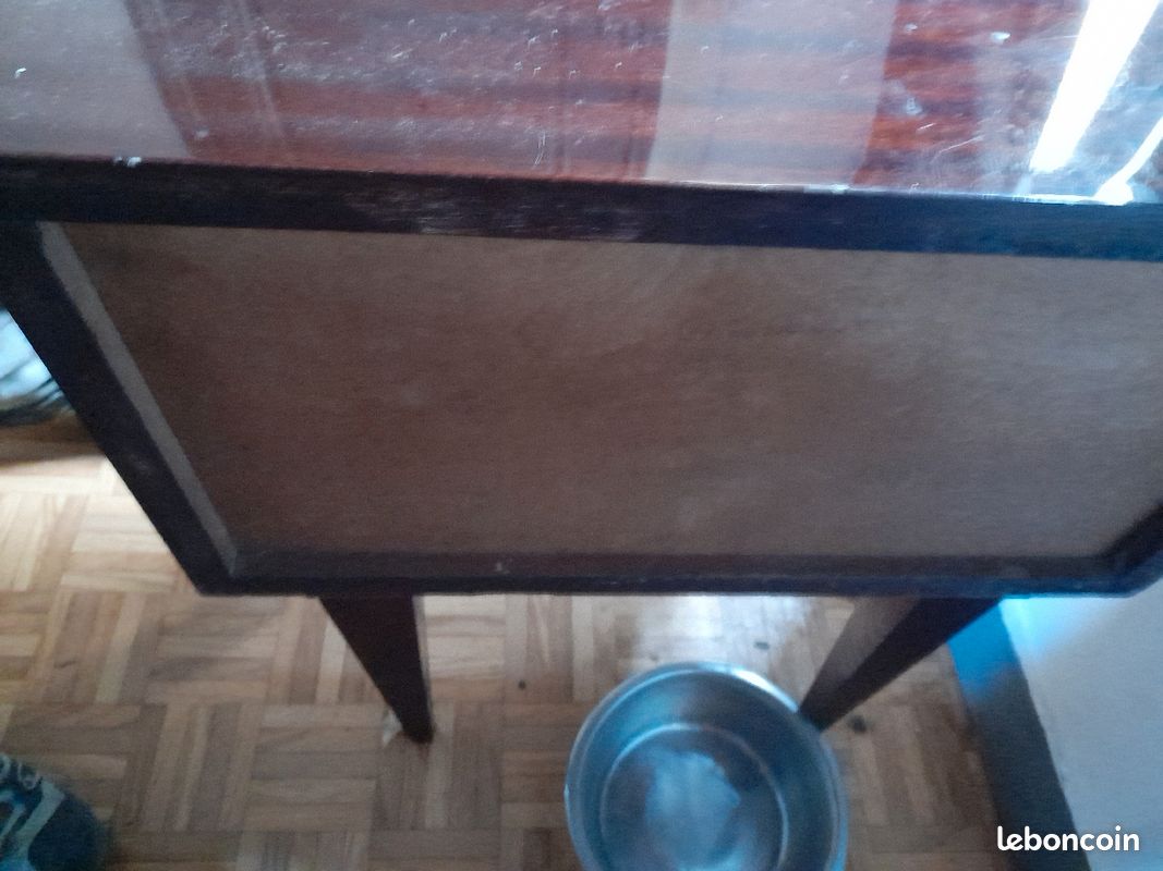 Table de chevet (image 1)
