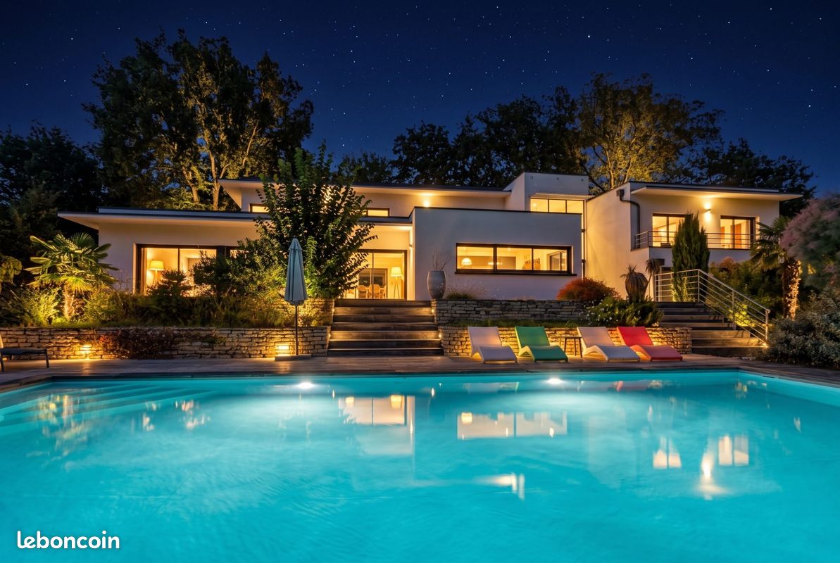 Maison 6 pièces 245 m² · à Rouffiac-Tolosan · 245 m² · 1 390 000 €
