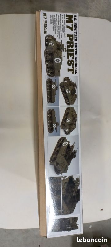 Academy 13210 - 1/35 M7 Prêtre - Neuf