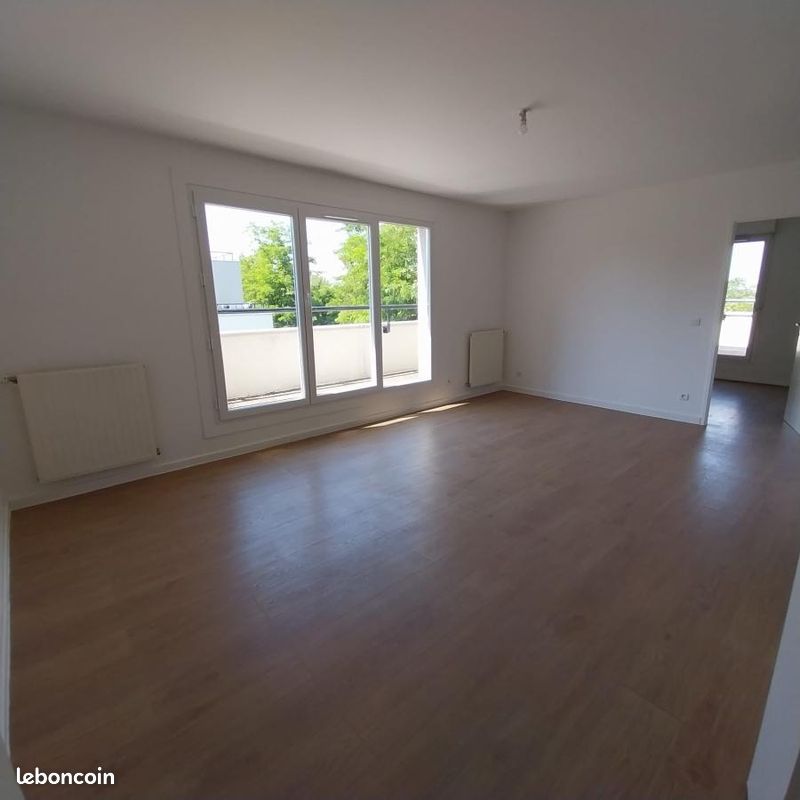 Appartement 2 pièces 51 m² · à Viry-Châtillon · 51 m² · 146 000 €