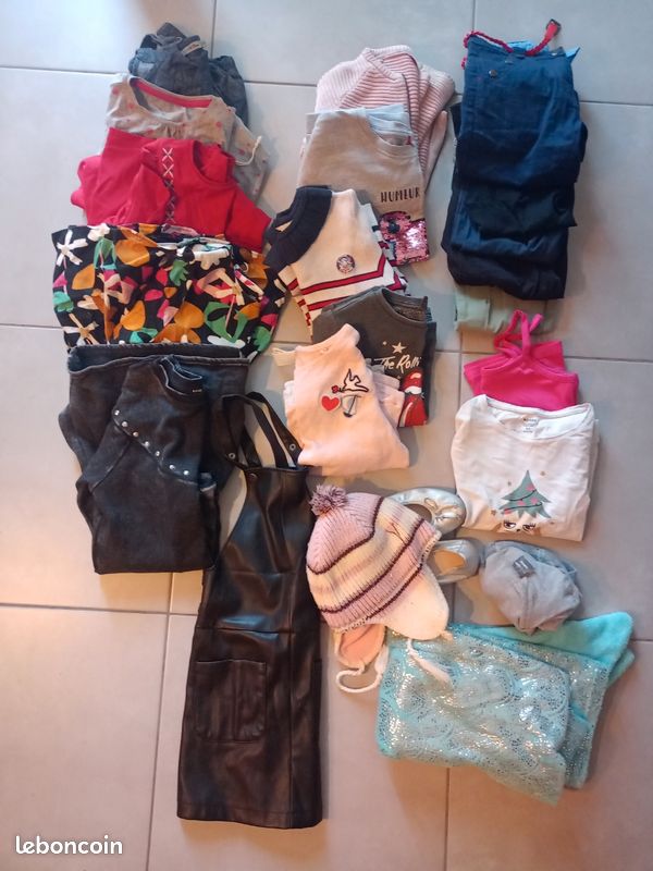 🔥 Lot de vêtements fille 8ans (image 1)