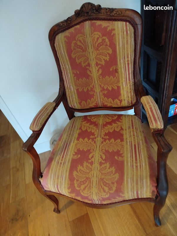 Fauteuil bergère ancien (image 1)