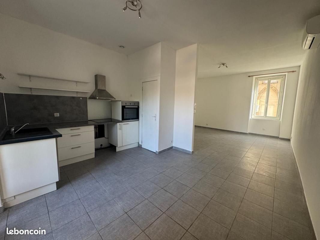 Appartement 2 pièces 50 m² · à Saint-Ambroix · 50 m² · 490 €/mois