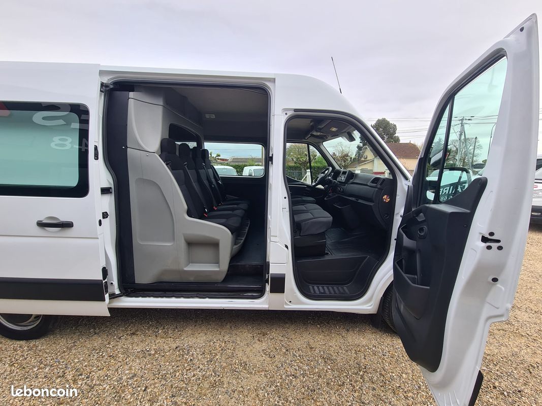 MASTER dci 135 l2h2 cabine approfondie *7 places*124900 km *CONFORT*1°MAIN *excellent état *17500 ttc (image 2)