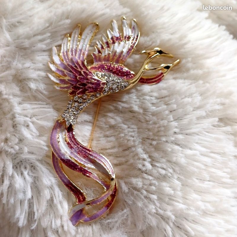 Broche Oiseau Style Phoenix En Acier Doré Et Cristal Violet - Neuf Avec étiquettes, Bijou Fantaisie