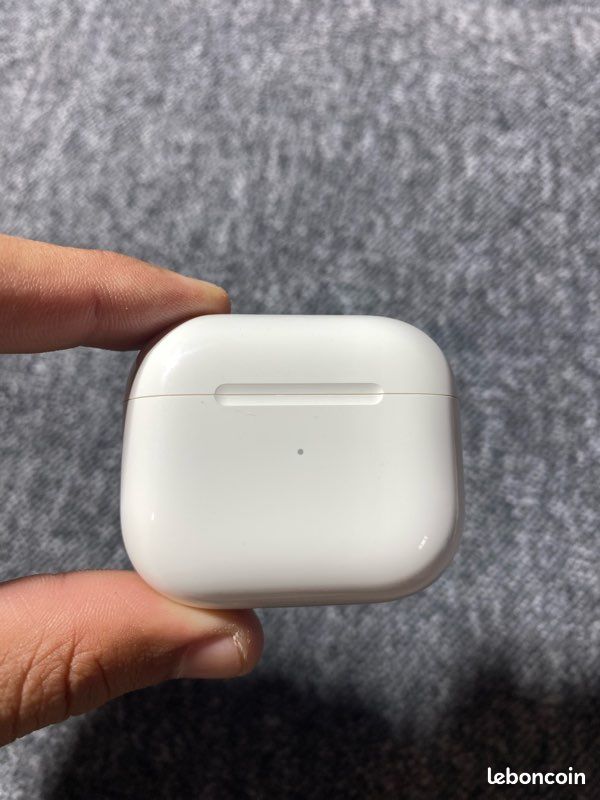 Boîtier AirPods 3e Génération (image 1)