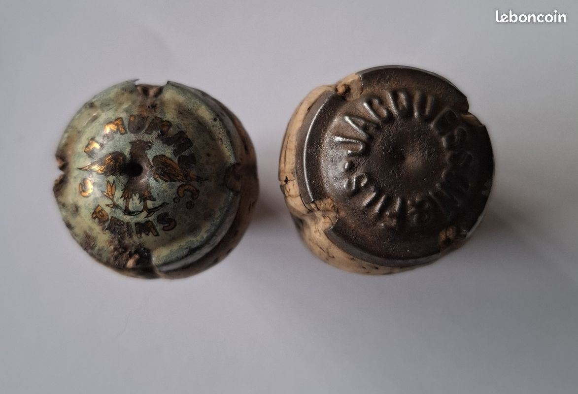 Collection De 3 Bouchons De Canne à Pêche Anciens Heddon En Bois - Avec Support Mural