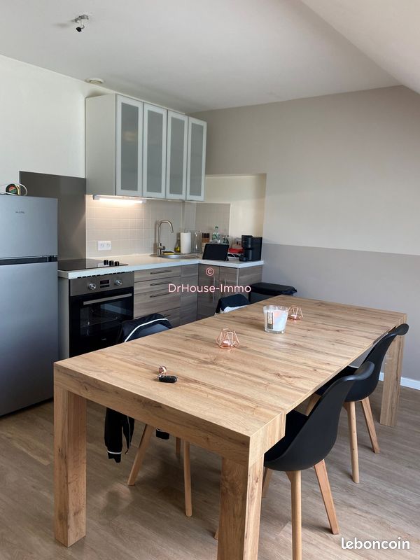 Appartement 3 pièces 25 m² · à Mézières-sur-Seine · 25 m² · 770 €/mois