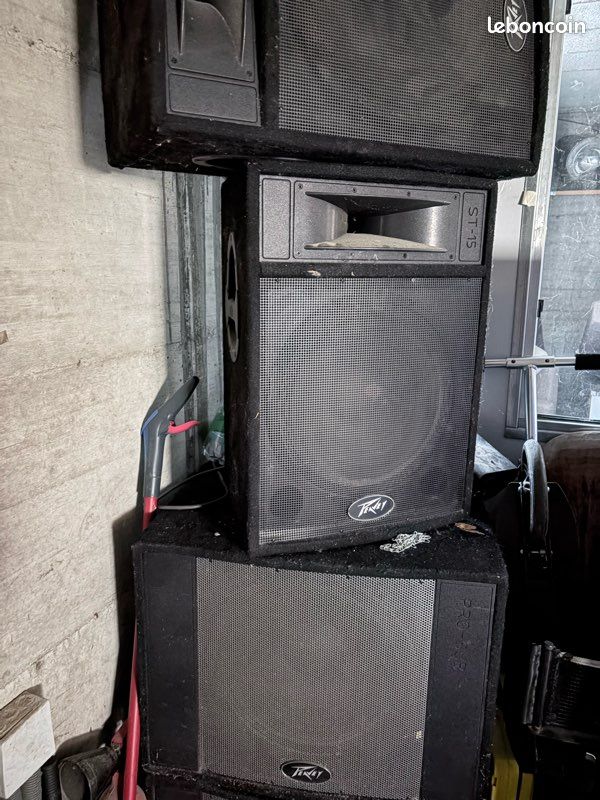 Kit sono : Enceintes + caissons + amplis + table de mixage (image 2)