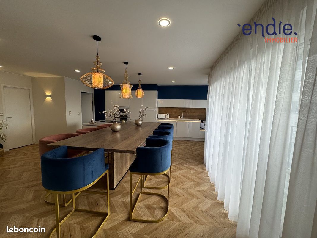 Appartement 5 pièces 82 m² · à Tours · 82 m² · 230 000 €