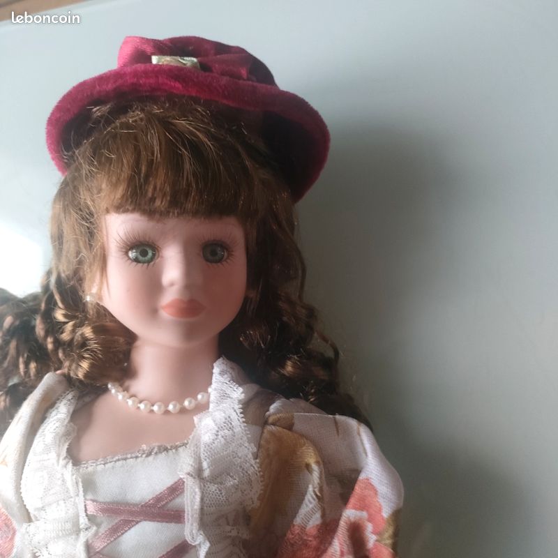 Poupée Ancienne De 40 Cm - Mode/Perso, Fille - Fabriquée En Angleterre, état Impeccable