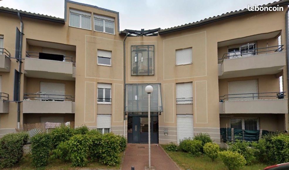 Appartement 2 pièces 54 m² · à Villefontaine · 54 m² · 735 €