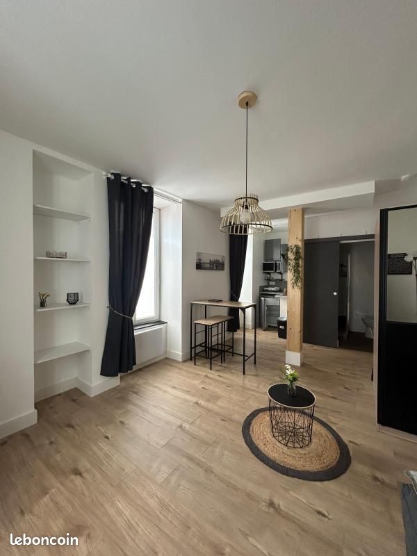 Appartement 1 pièce 24 m² · à Limoges · 24 m² · 360 €
