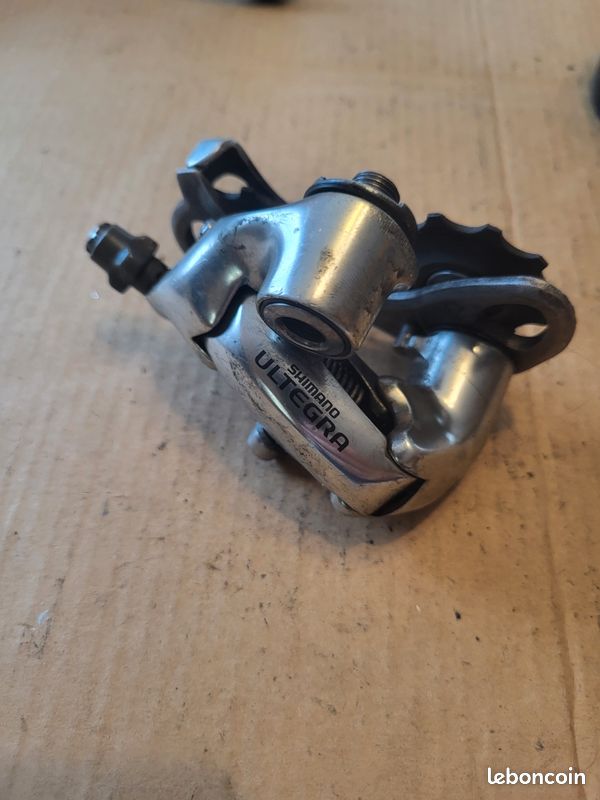 Dérailleur Arrière Shimano Tourney D'occasion – Bon état, Prêt à Poser