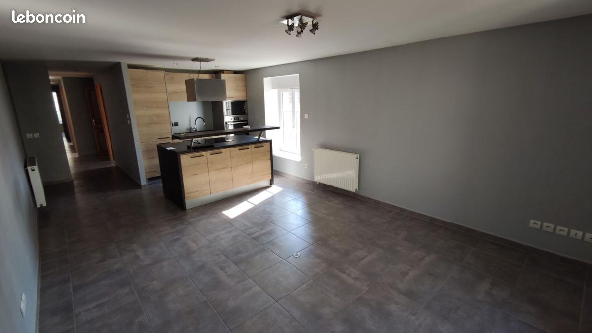 Appartement 4 pièces 74 m² · à Pontarlier · 74 m² · 1 040 €