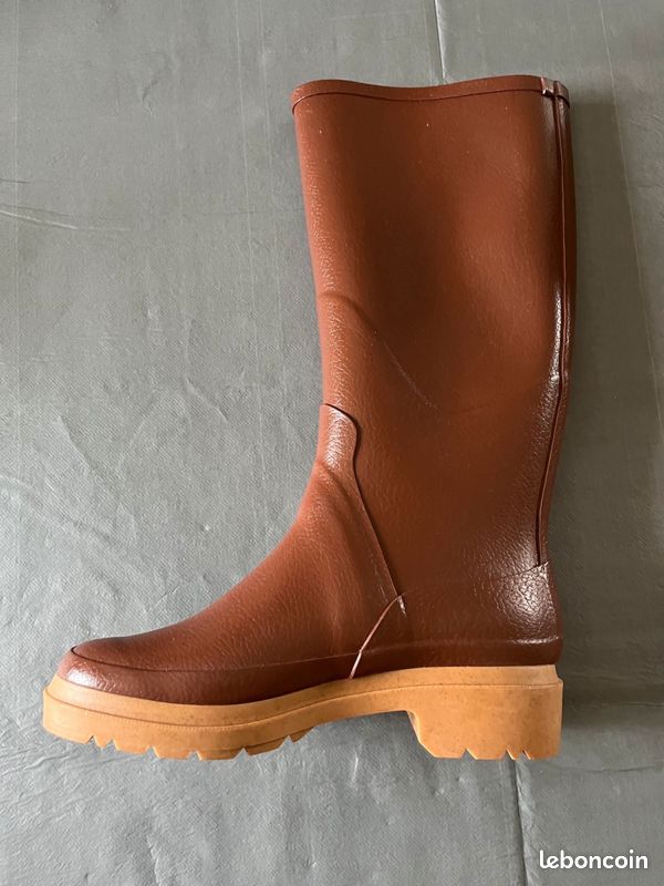 Bottes Aigle En Cuir Marron - Taille 40 - Lacets - Semelle Caoutchouc - Occasion En Très Bon état