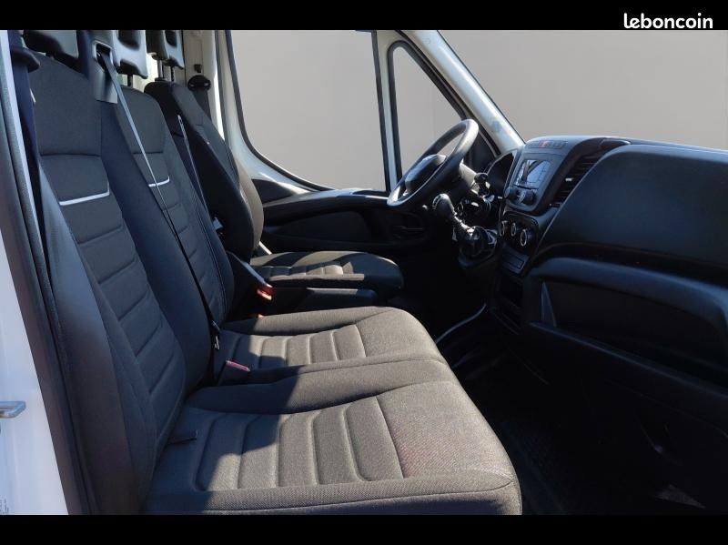 Iveco Daily CCb 35C16H3.0 empattement 4100 (image 12)