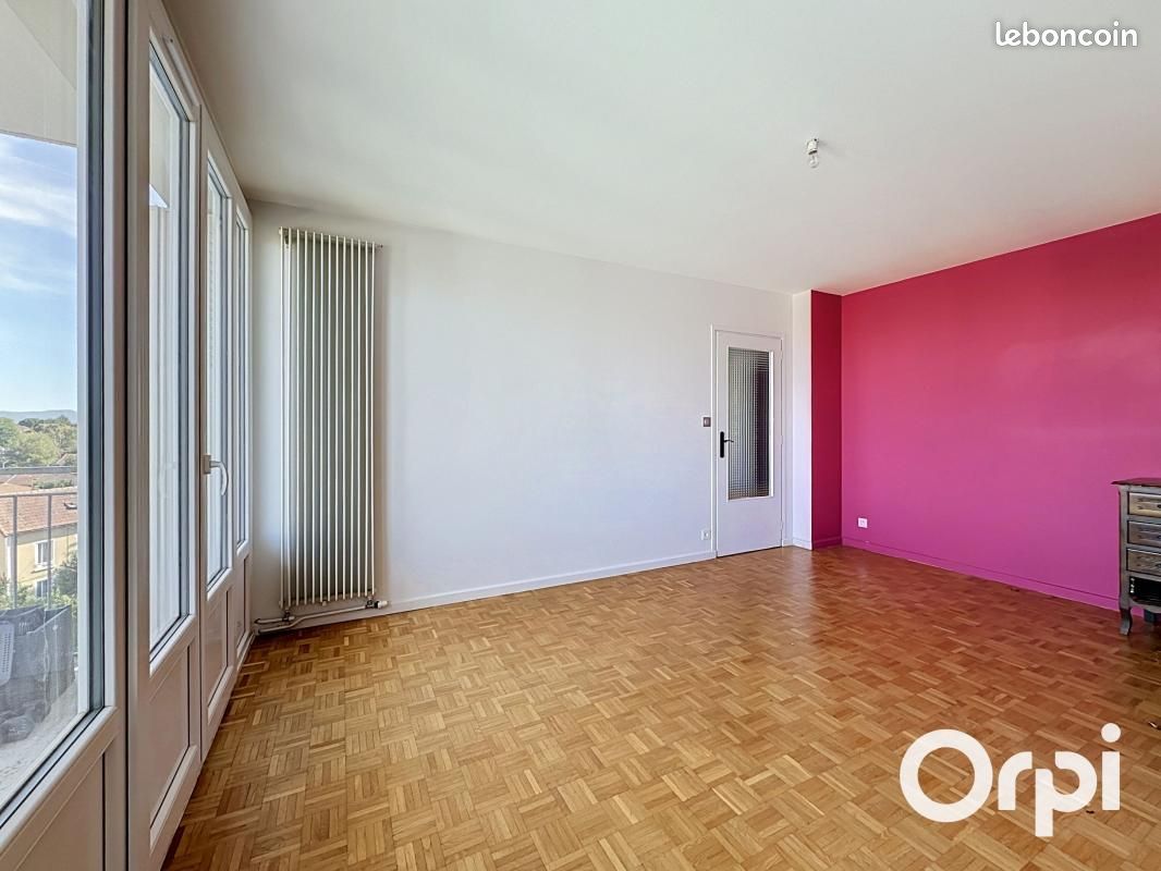 Appartement 3 pièces 65 m² · à Villefranche-sur-Saône · 65 m² · 159 000 €