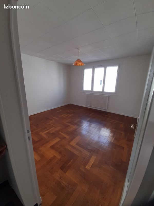 Particulier loue T2 de 48m2, Limoges, quartier Montjovis/Beaupuy/Ruchoux - Limoges 87100 Aurence-Cognac Cité U. Beaublanc (image 2)