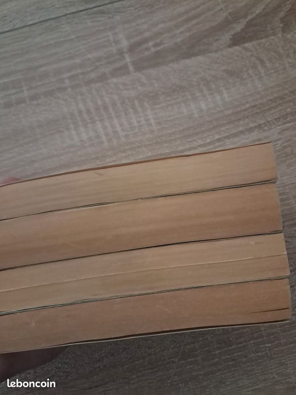 Lot de 4 livres Harlequin (image 2)