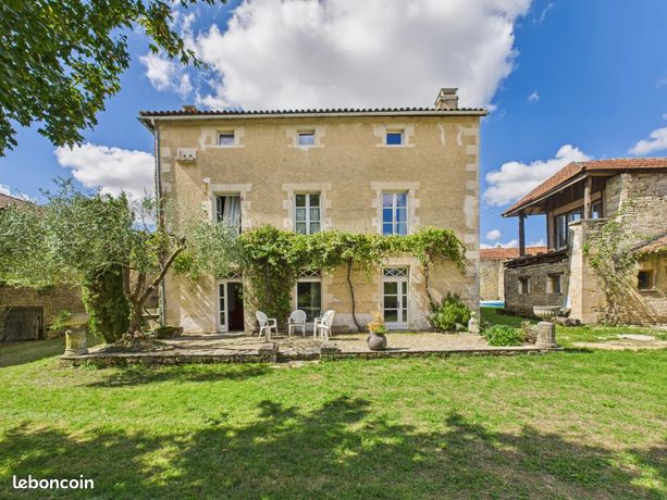 Pavillon 9 pièces 289 m²