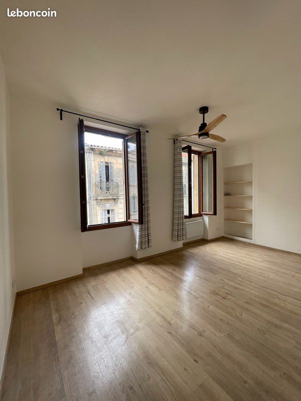Appartement 1 pièce 25 m² · à Salon-de-Provence · 25 m² · 555 €