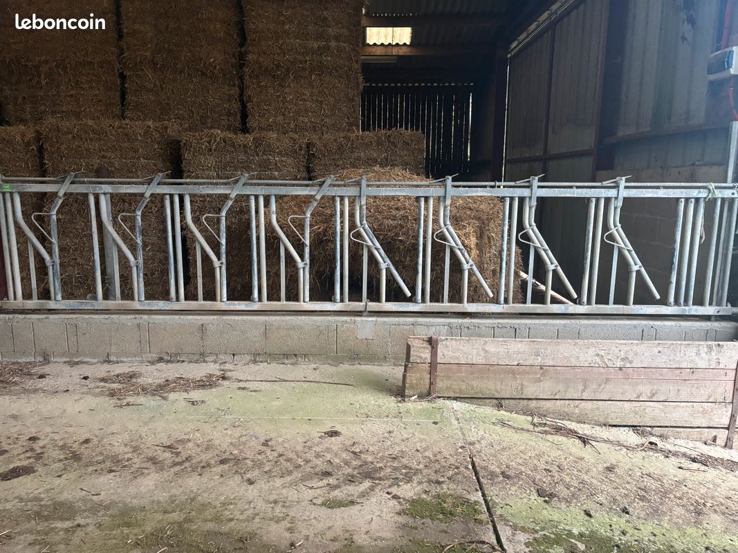 2 Barrières Agricoles En Plomb Quiralu BF Aludo - Occasion, Pour Collection Ou Décoration