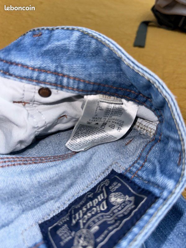 Short Jean Diesel Homme taille 31 40 europe Vêtements