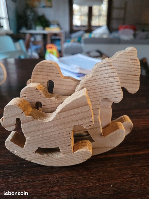 Trio de cheval en bois bébé (image 1)