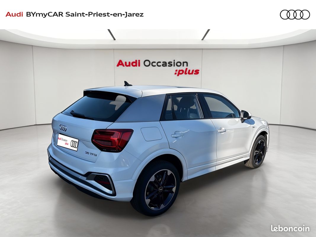 AUDI Q2 35 TFSI 150 S tronic 7 S line (image 5)