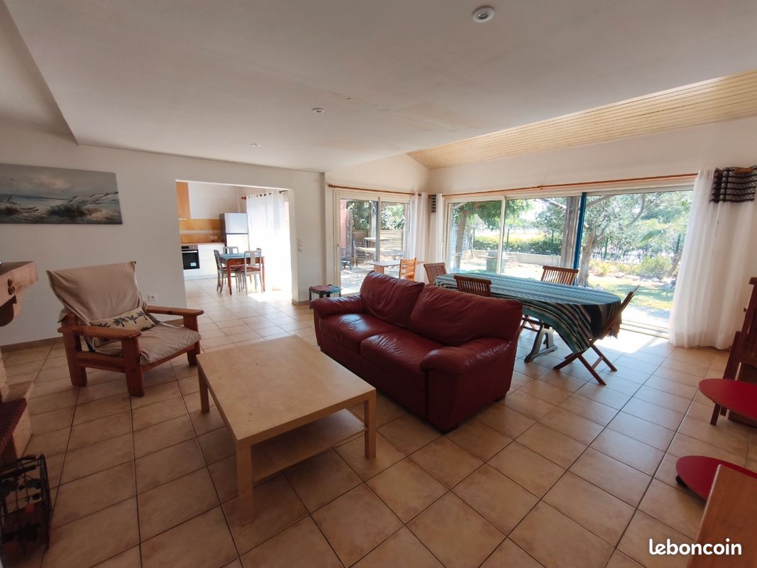 Maison 5 pièces 90 m² · à Leucate · 90 m² · 900 €