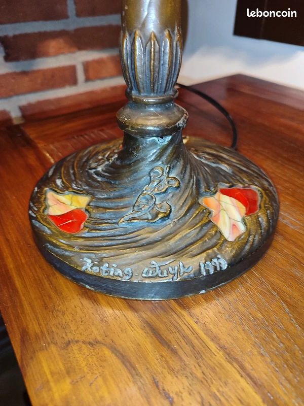 Lampe Tiffany d’auteur signée (1993/1997) – Base sculpturale exceptionnelle (image 13)