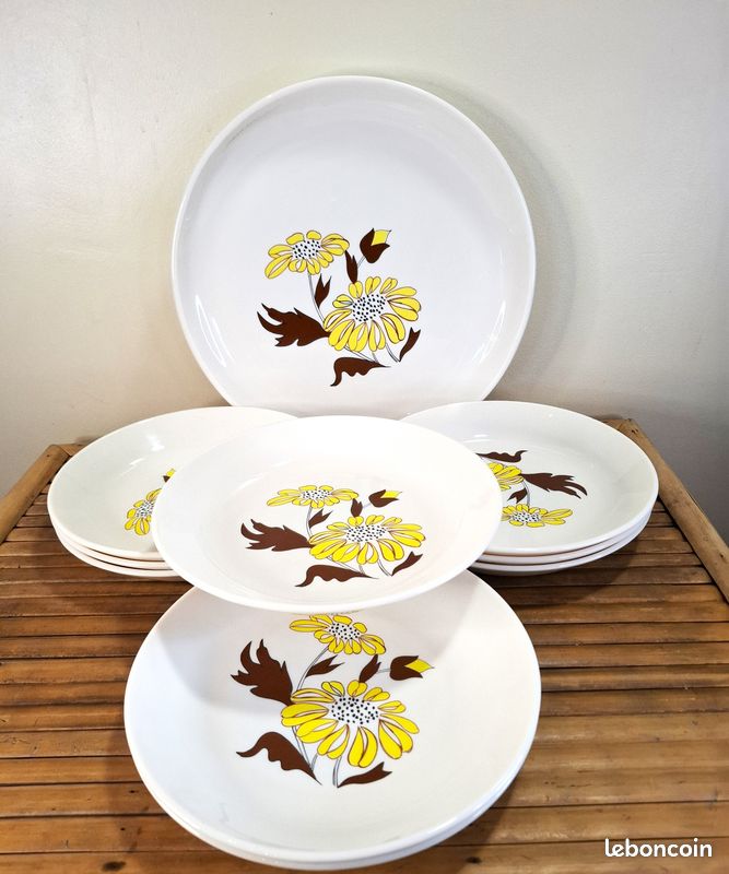 Lot De 2 Plats Opaline Sovirel – Vintage – Made In France – Céramique Multicolore