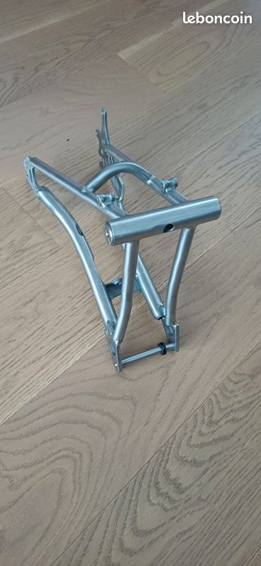 Cadre Triangle Arrière Titane TICKER – Vélo Brompton – Neuf
