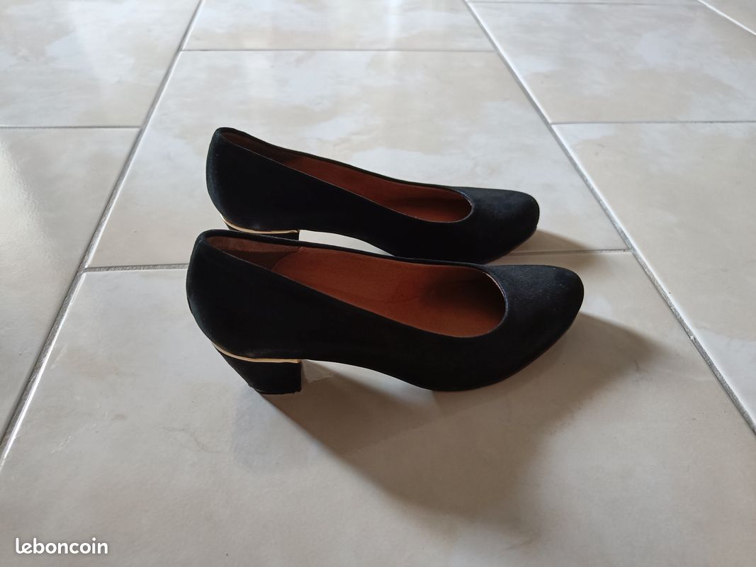 Belles chaussures escarpins à petit talon cuir véritable qualité élégants femme bleu marine doré (image 5)
