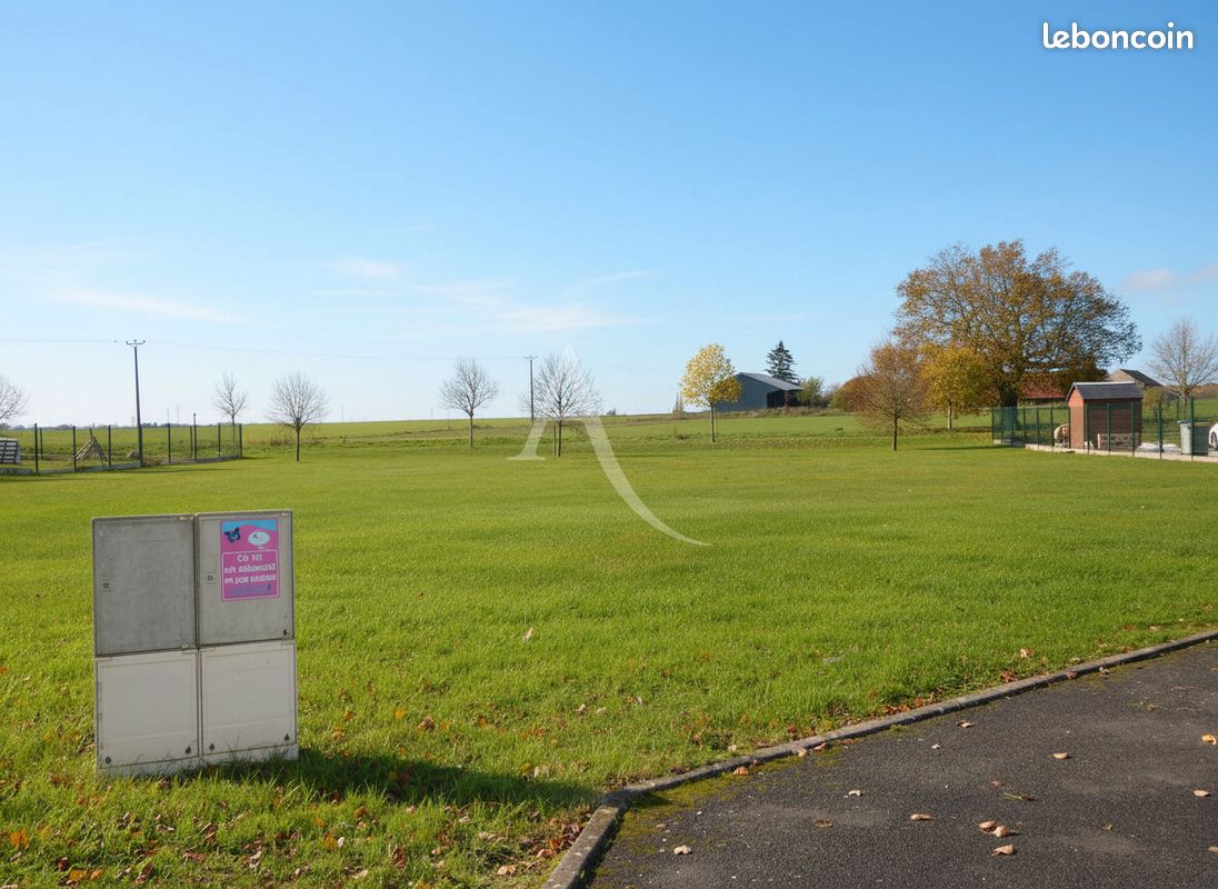 Terrain 1099 m² · à Cercottes · 1 099 m² · 135 000 €