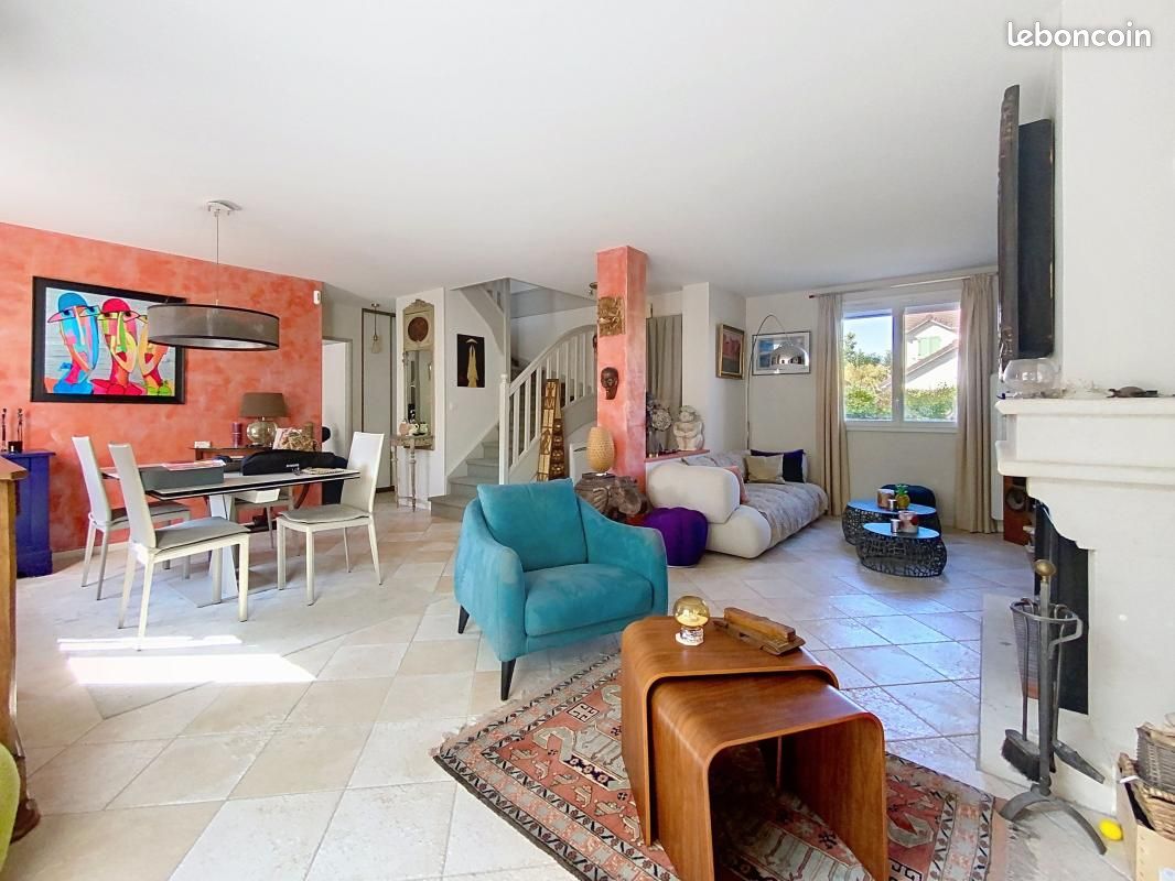 Maison 5 pièces 128 m² · à Guyancourt · 128 m² · 599 000 €