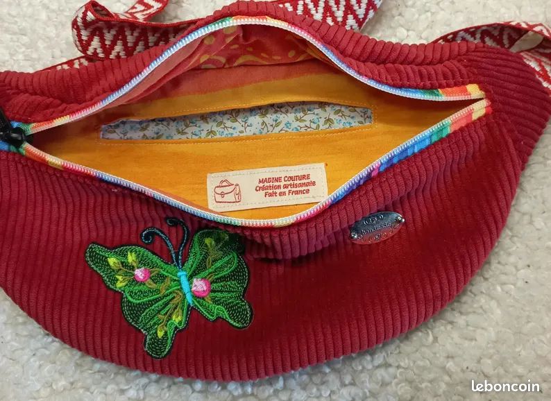 Sac banane femme velours côtelé épais rouge framboise, papillon, pratique pour randonnée, shopping (image 6)