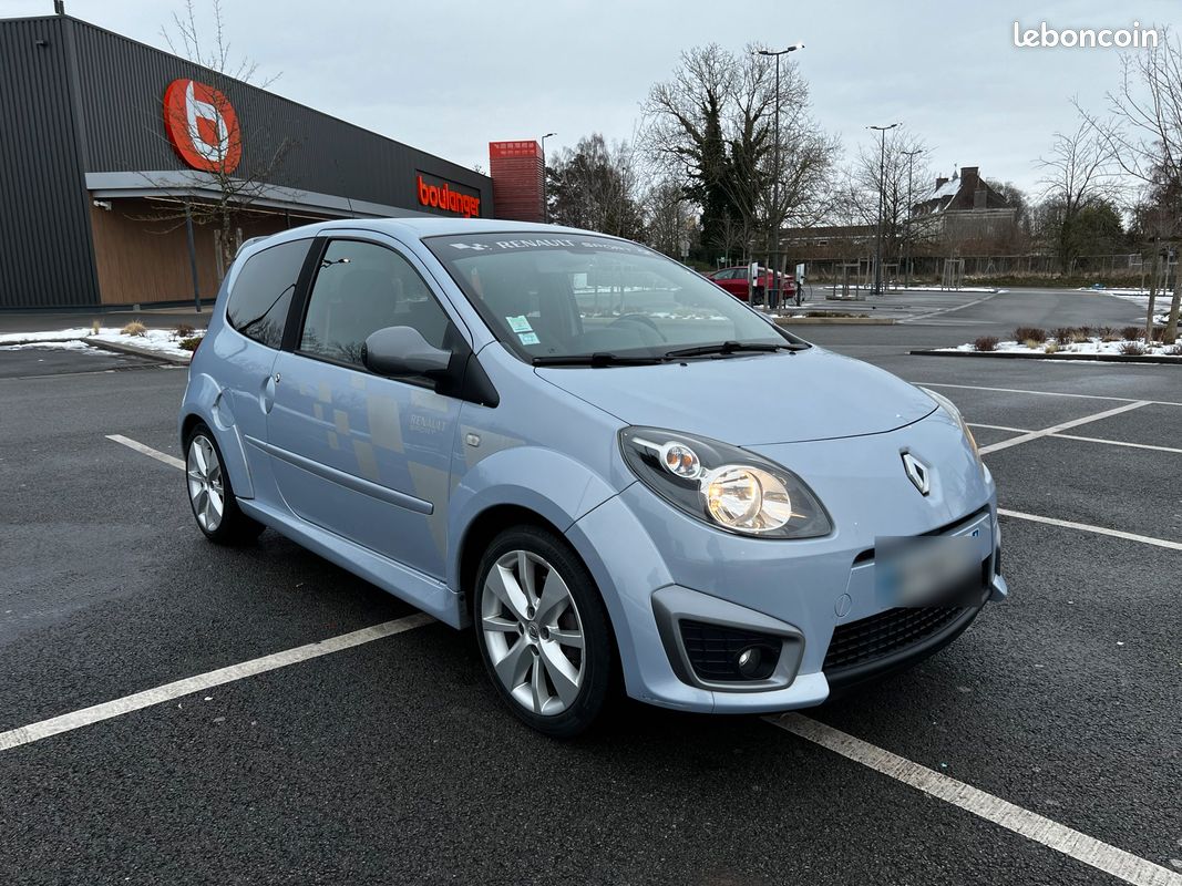 Renault Twingo II RS 1,6 133 CH - Voitures