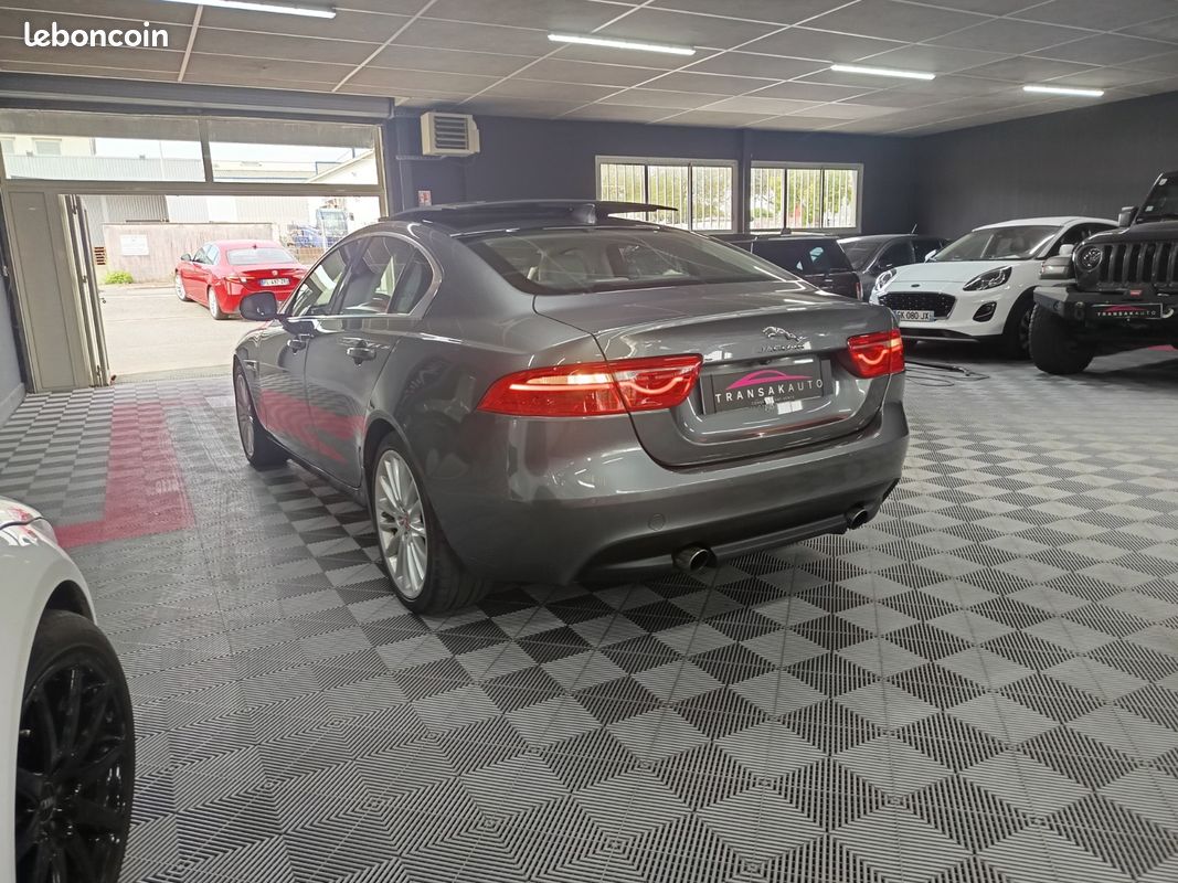 Jaguar xe 2.0l 250cv portofolio (image 3)