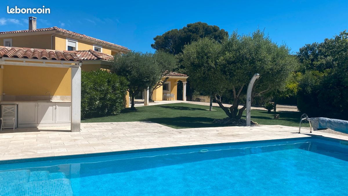 Maison 6 pièces 186 m² · à Cornillon-Confoux · 186 m² · 795 000 €