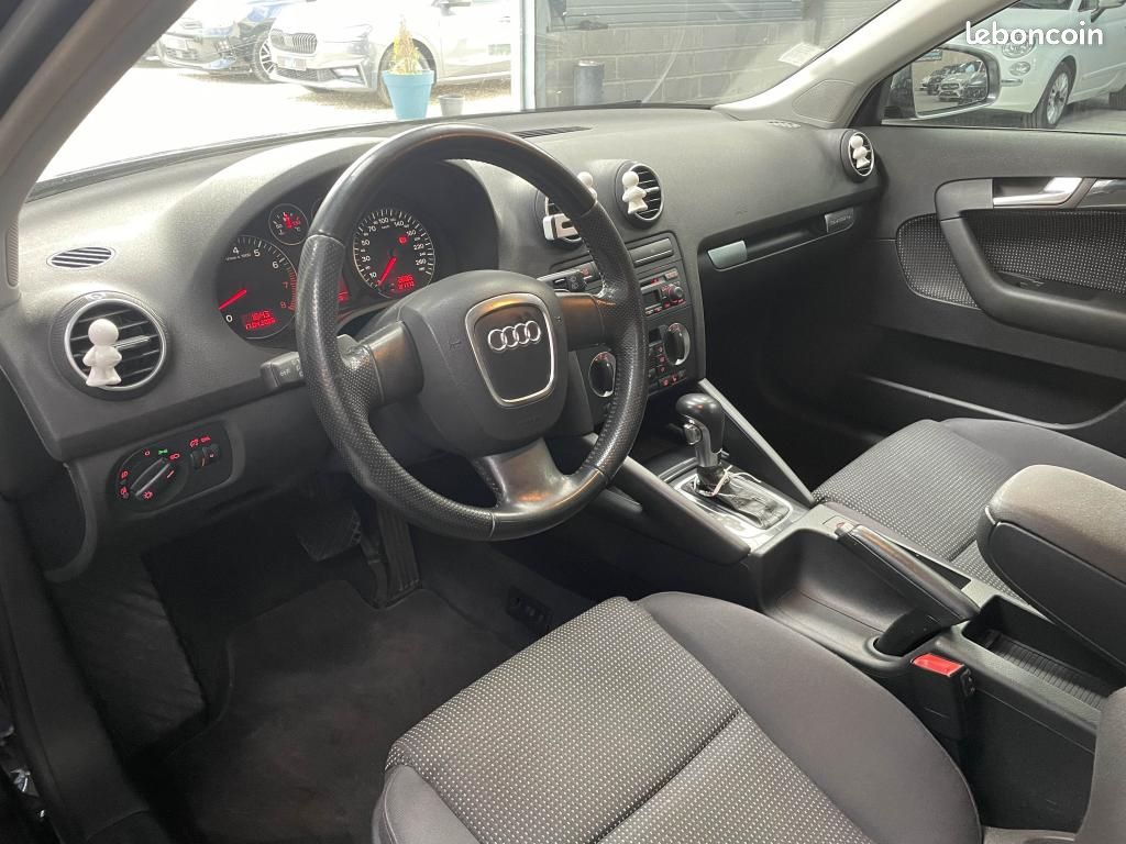 AUDI A3 Quattro 3.2i V6 - DSG 8P - Ambition Luxe / Sièges chauffants - Attelage (image 21)