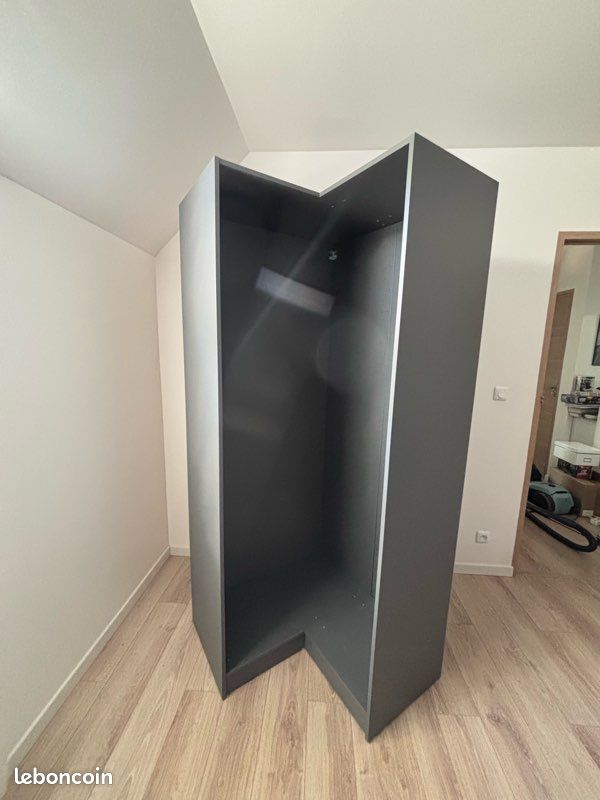 Dressing en angle (image 1)