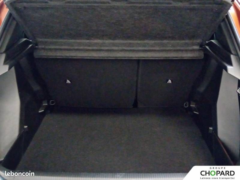 Peugeot 2008 PureTech 100 S&S BVM6 Style (image 6)