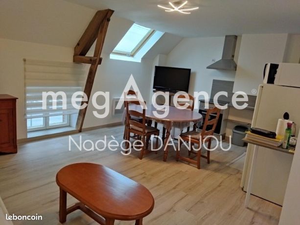 Immeuble 128 m² SOURDEVAL