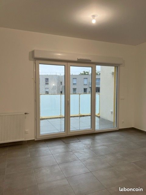 Appartement 3 pièces 58 m² · à Vénissieux · 58 m² · 860 €/mois