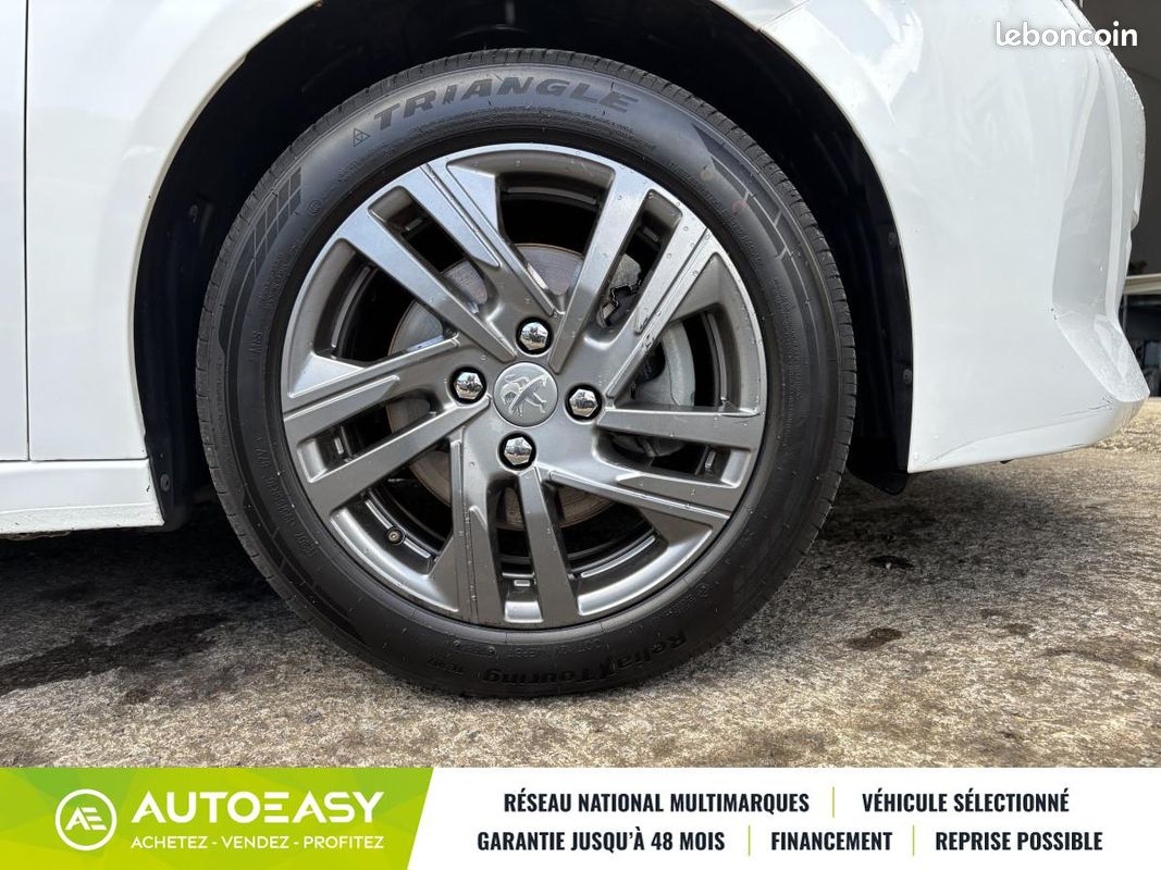 Peugeot 208 1.5 BLUEHDI 100 ACTIVE PACK (image 20)