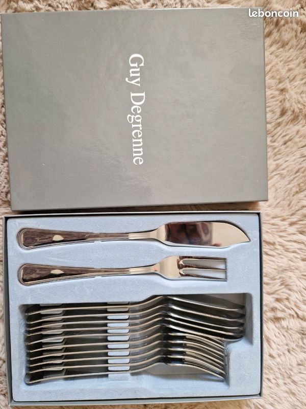 SERVICE A POSSONS GUY DEGRENNE INOX MASSIF PLAT COUTEAU